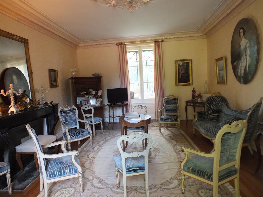 Chateau De Naze Vivy-Saumur Buitenkant foto