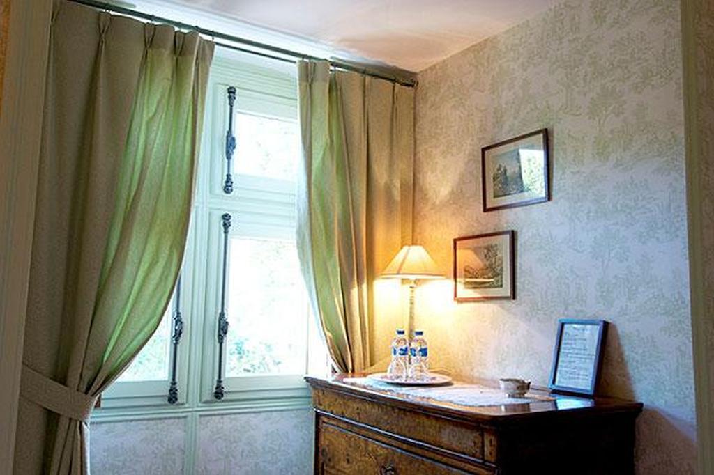 Chateau De Naze Vivy-Saumur Kamer foto
